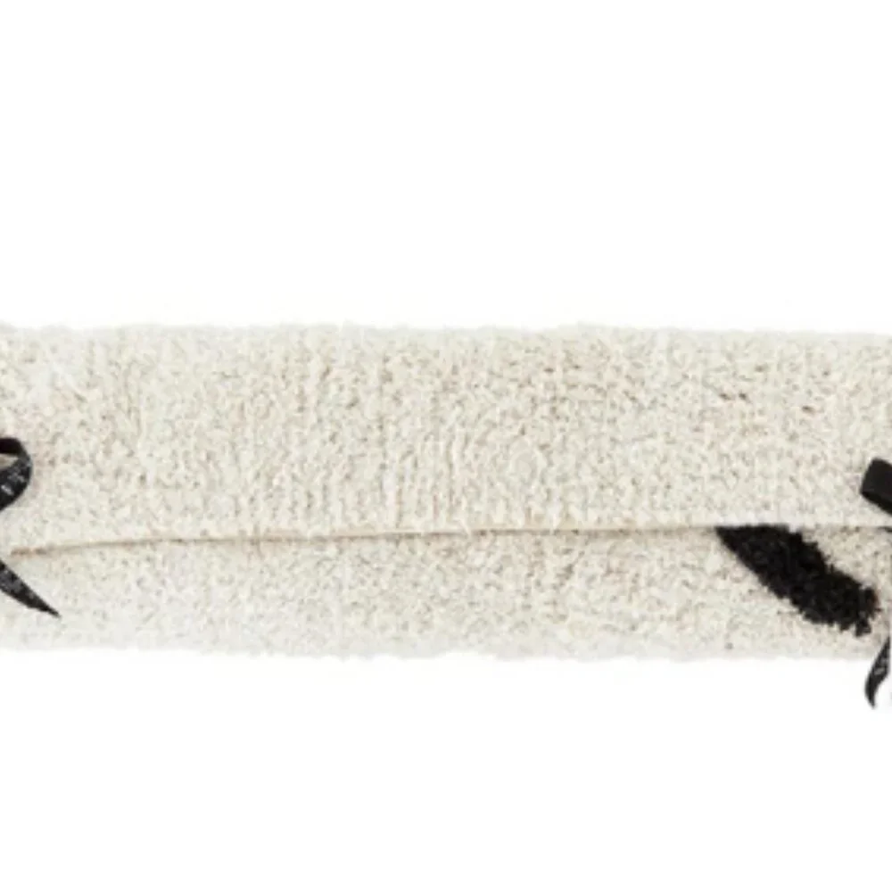 White Bath Mat: French Quote, Modern Chic Bathroom Decor - NEW